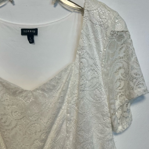 TORRID Lace Short Sleeve Top - Picture 7 of 12